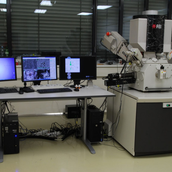 Сканирующий электронный микроскоп Verios Сканирующий электронный микроскоп Verios