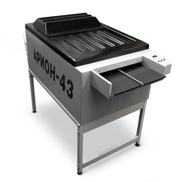 Автоматическая проявочная машина Арион-43 Автоматическая проявочная машина Арион-43