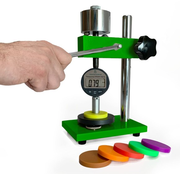 Твердомер резины по Шору NOVOTEST ТШ-Ц (цифровой)